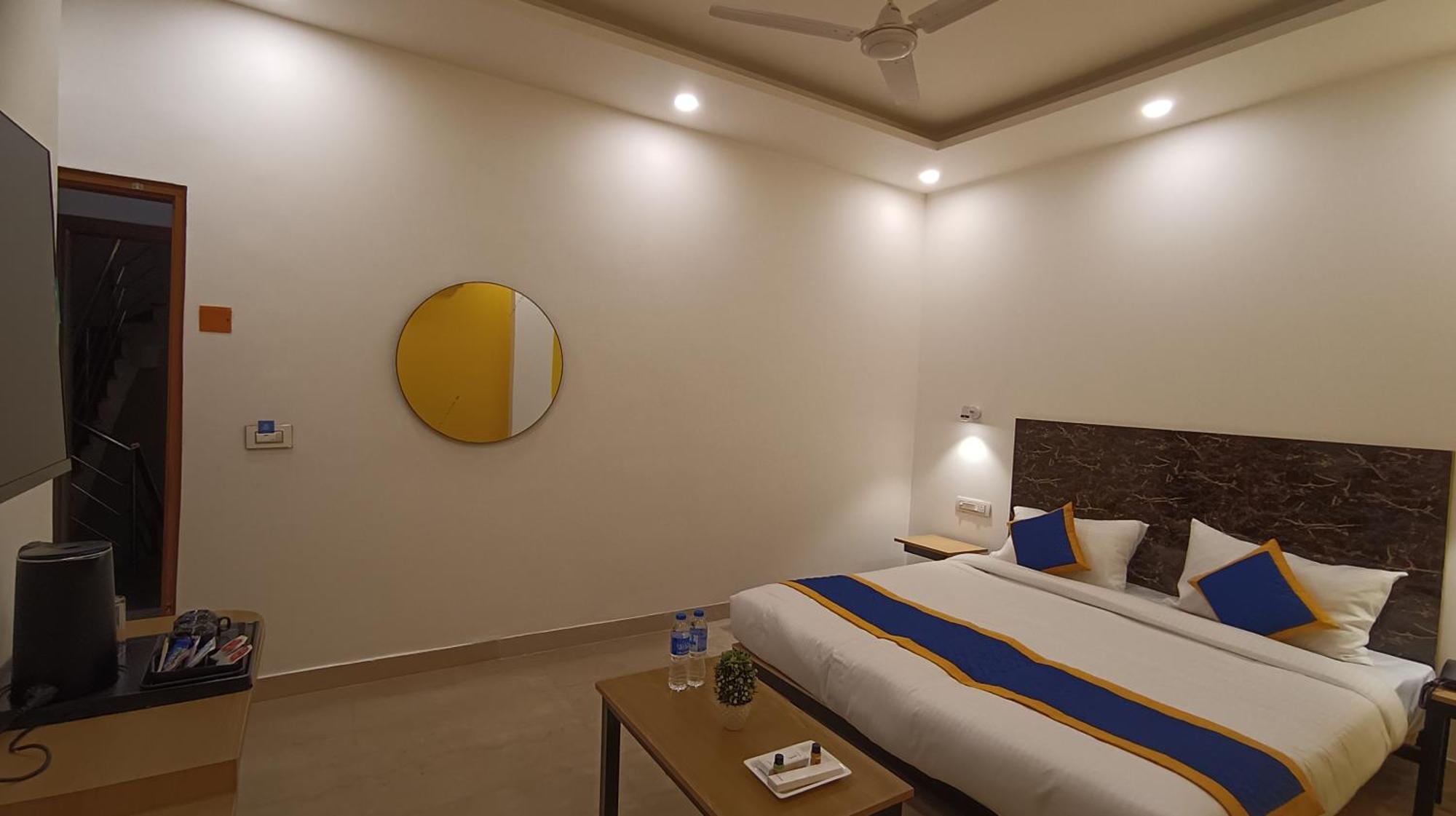 Aamantran Residency Hotel, Sohna Road, Sector 49, Gurugram Gurgáon Exteriér fotografie