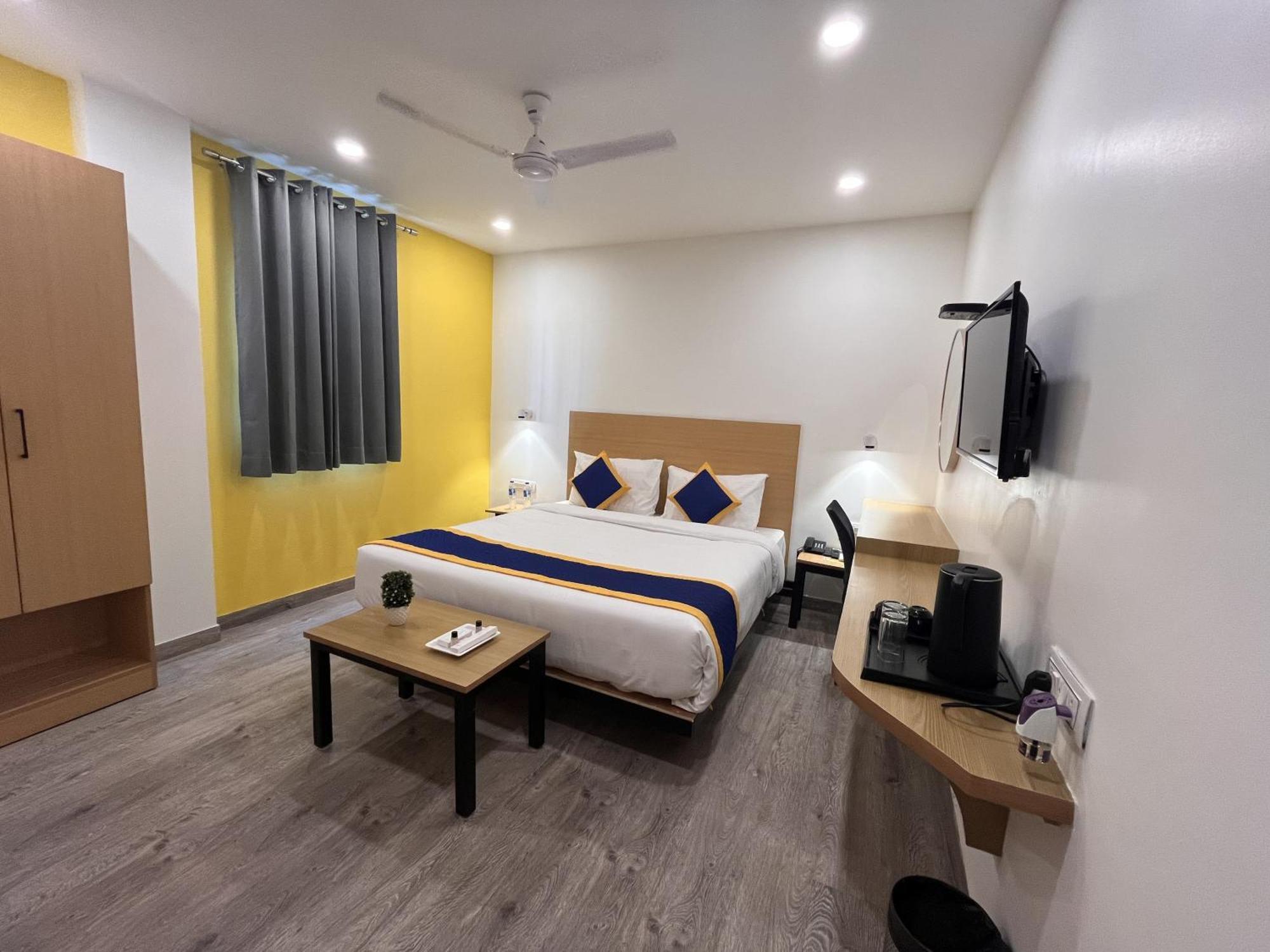 Aamantran Residency Hotel, Sohna Road, Sector 49, Gurugram Gurgáon Exteriér fotografie