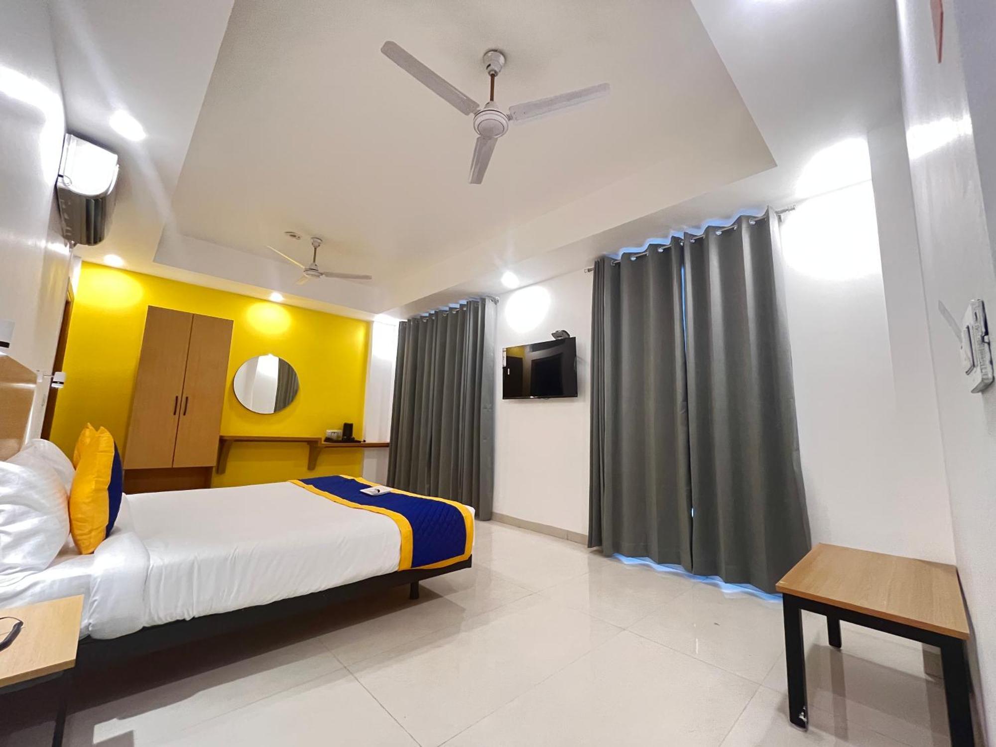Aamantran Residency Hotel, Sohna Road, Sector 49, Gurugram Gurgáon Exteriér fotografie