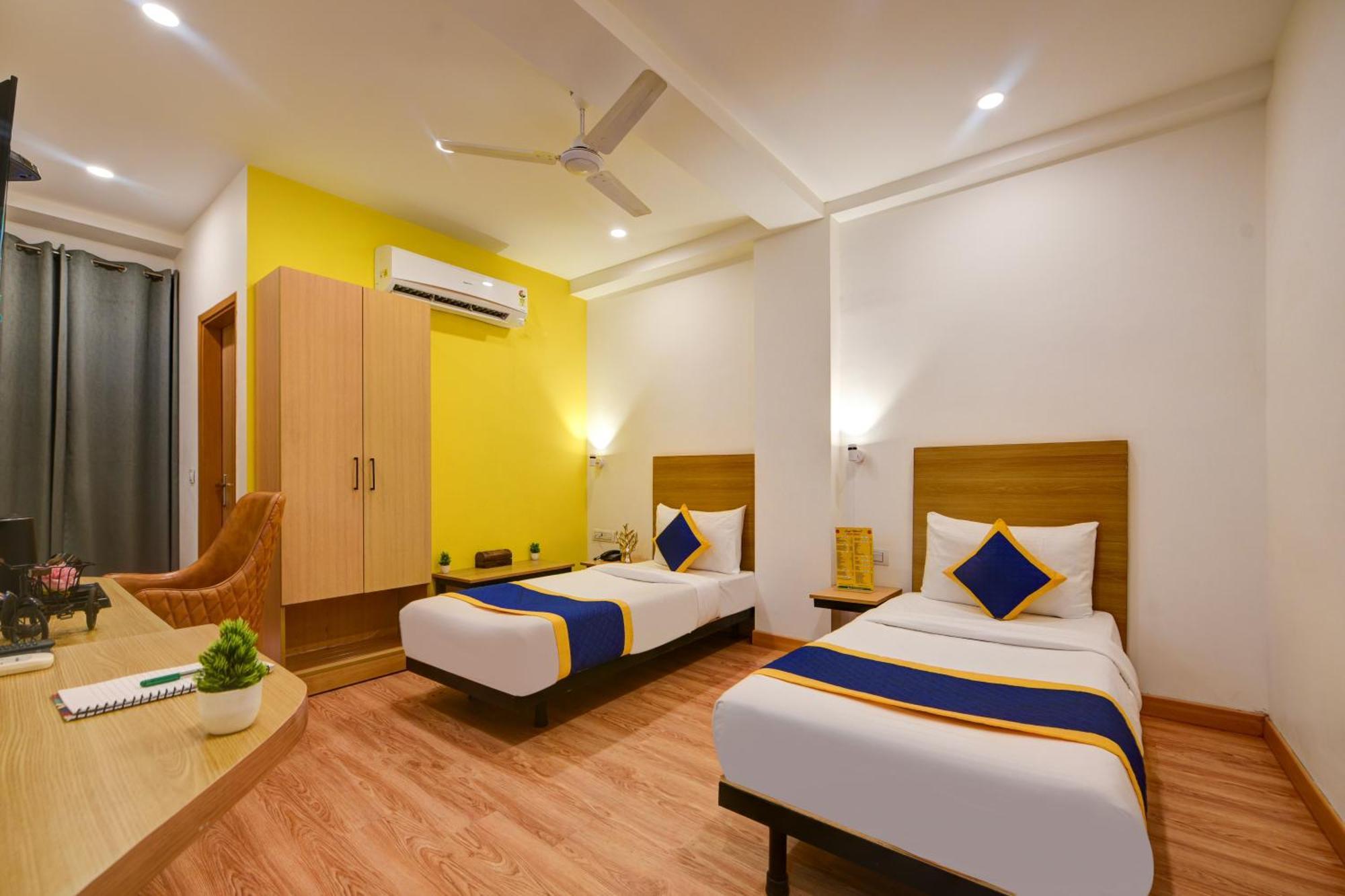 Aamantran Residency Hotel, Sohna Road, Sector 49, Gurugram Gurgáon Exteriér fotografie