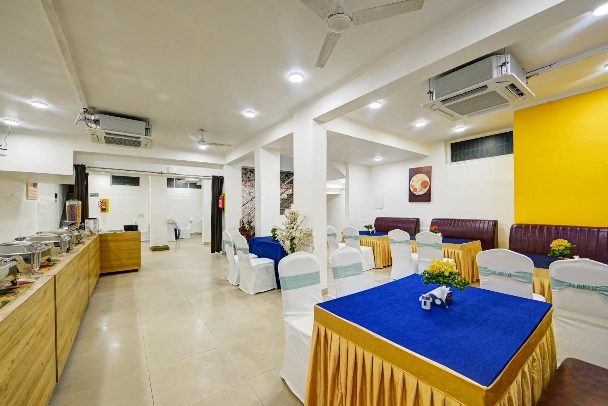 Aamantran Residency Hotel, Sohna Road, Sector 49, Gurugram Gurgáon Exteriér fotografie