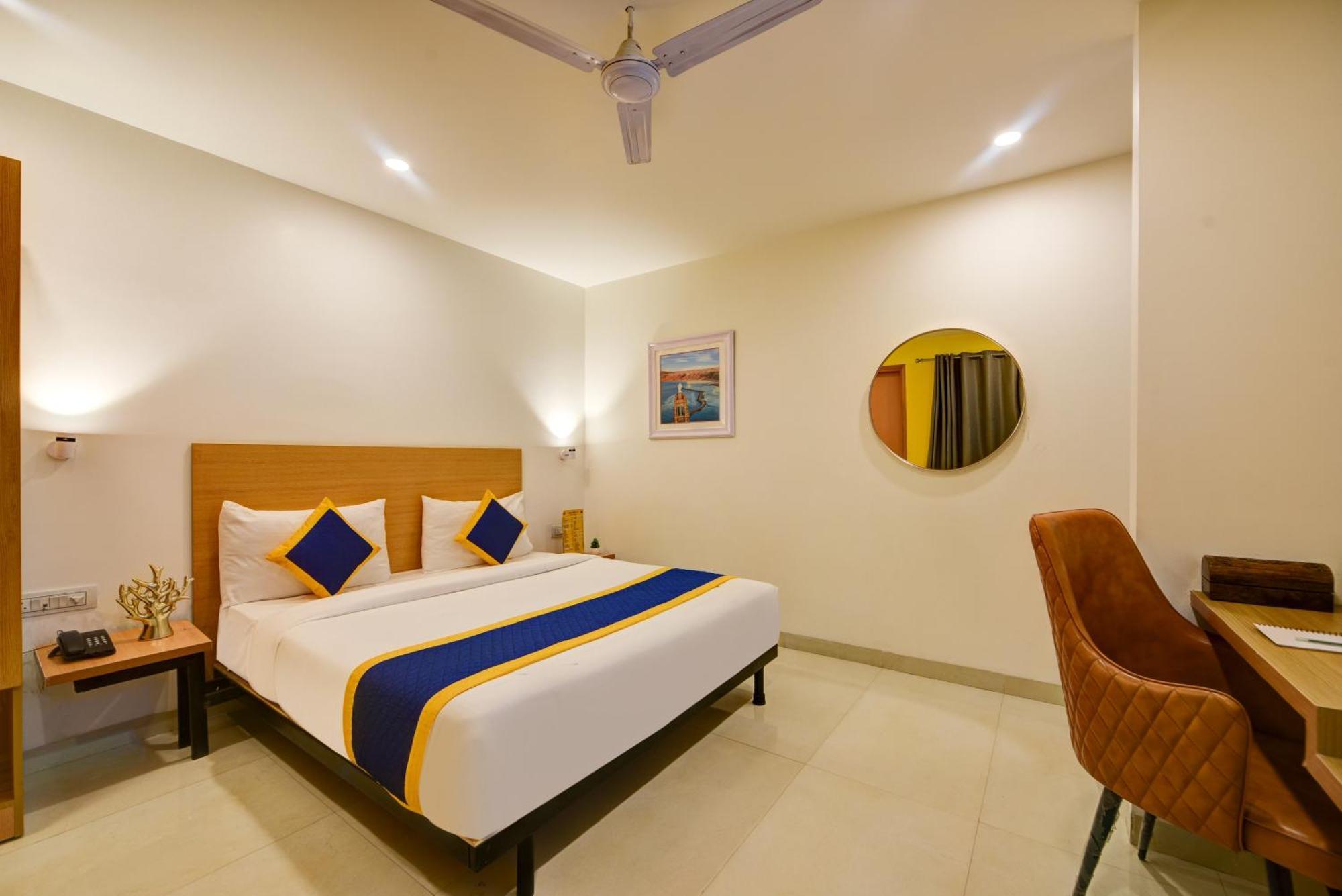 Aamantran Residency Hotel, Sohna Road, Sector 49, Gurugram Gurgáon Exteriér fotografie