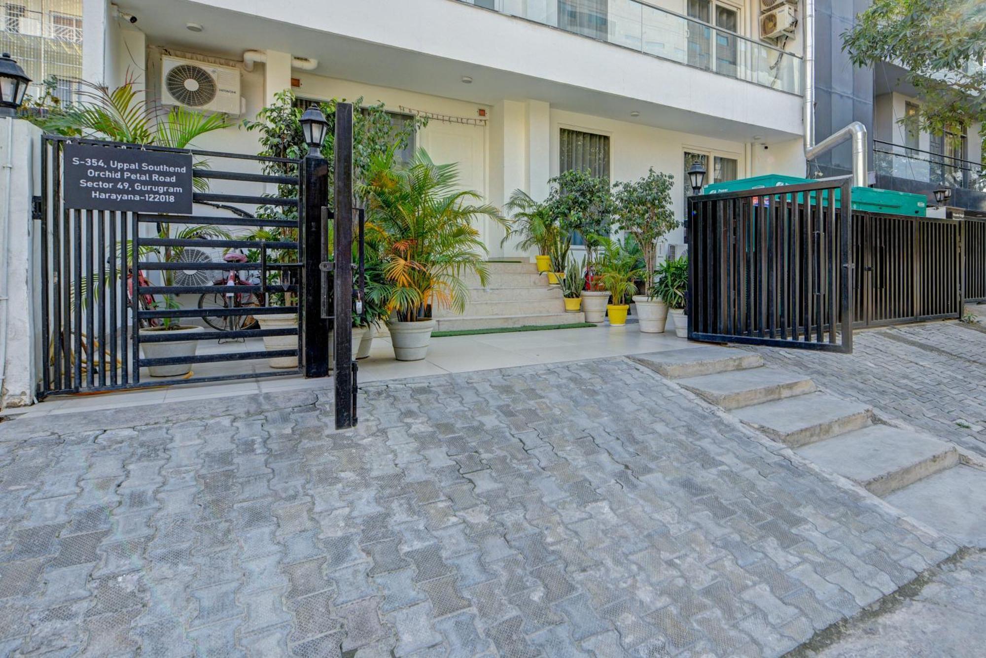Aamantran Residency Hotel, Sohna Road, Sector 49, Gurugram Gurgáon Exteriér fotografie